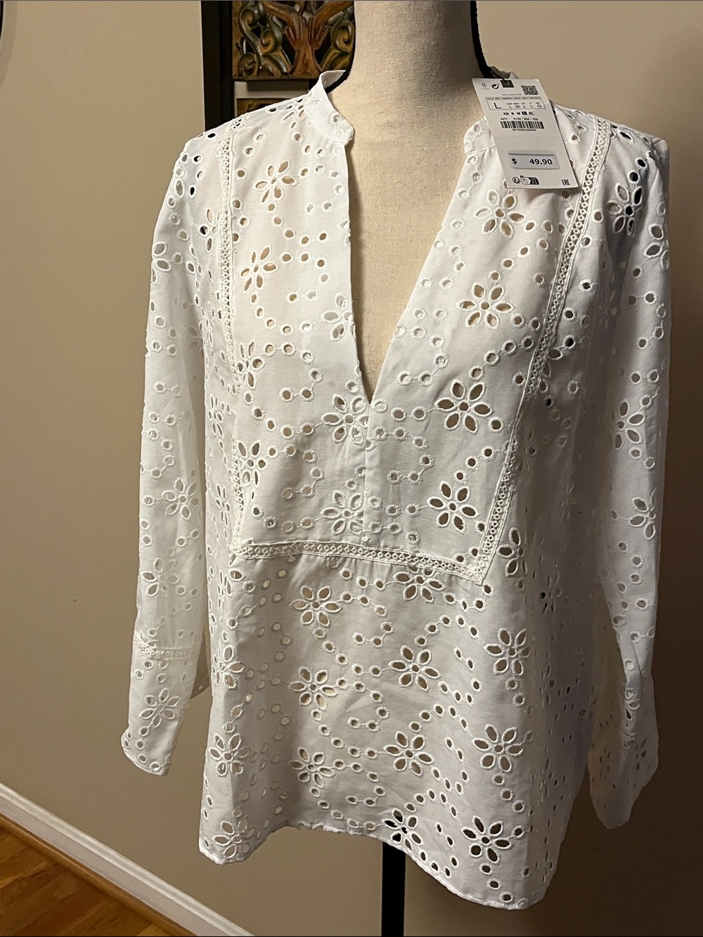 Zara White Eyelet V-Neck Tunic, cotton blend, large, new